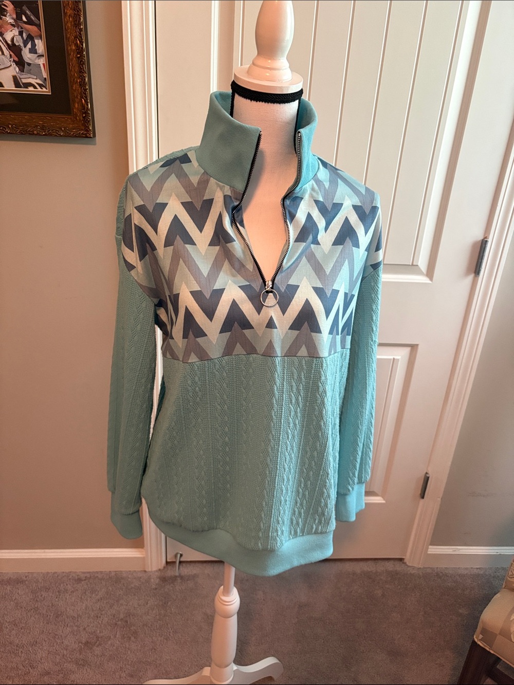 Auqa pullover casual tunic blouse, long sleeved, 1/2 zip front